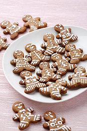 特别好评的《云中花园》9月1日正式发售 将支持中文